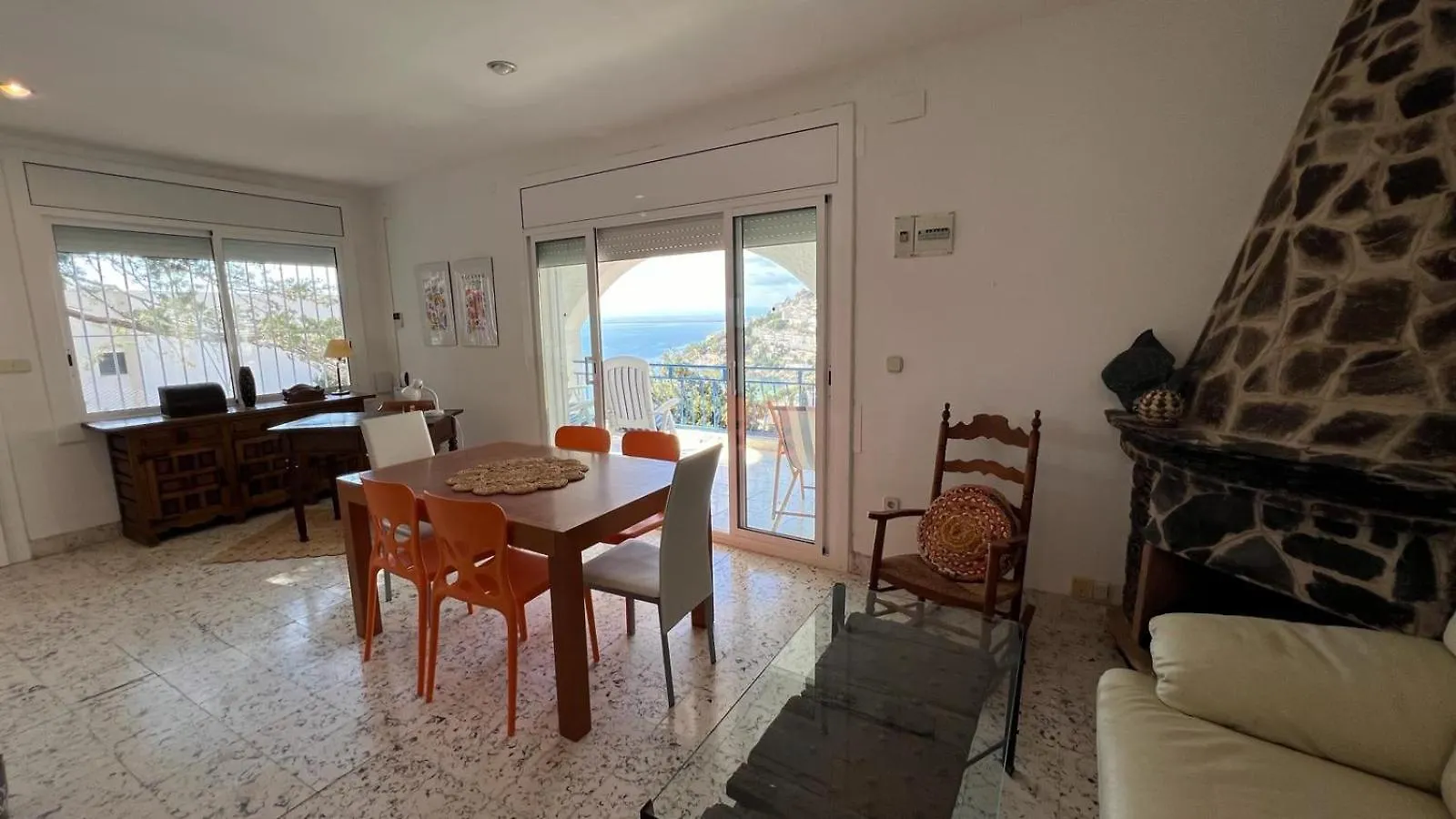 アパート ロザスApartamento Con Vistas Mar Y Parking Cerca De La Playaアパートメント