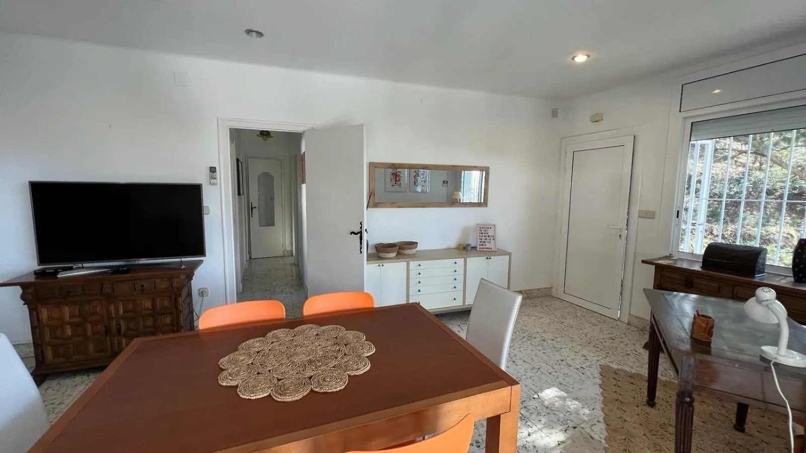 アパート ロザスApartamento Con Vistas Mar Y Parking Cerca De La Playaアパートメント スペイン
