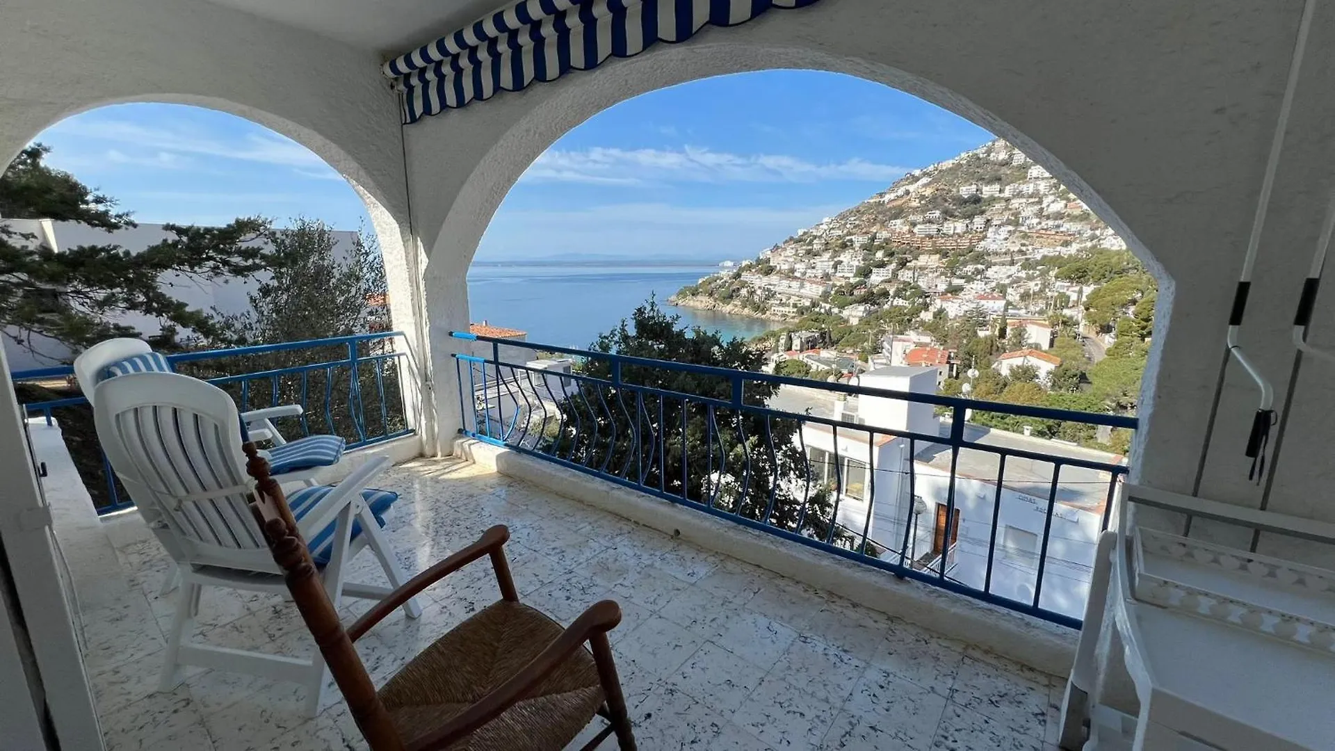 公寓 罗萨斯Apartamento Con Vistas Mar Y Parking Cerca De La Playa公寓 西班牙