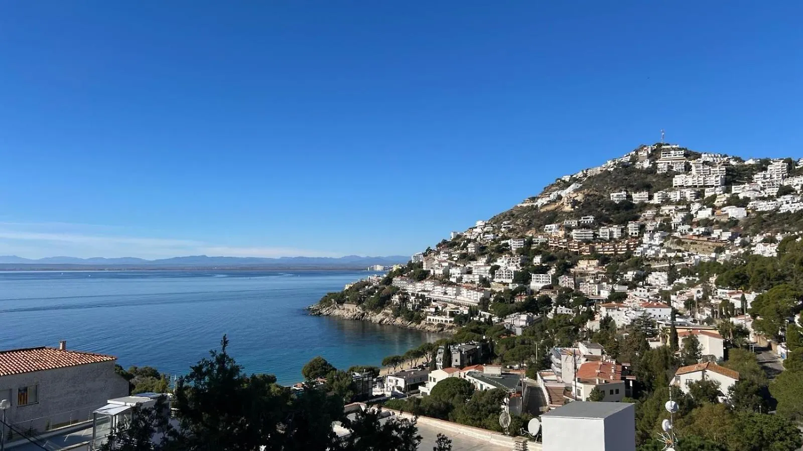 罗萨斯Apartamento Con Vistas Mar Y Parking Cerca De La Playa公寓